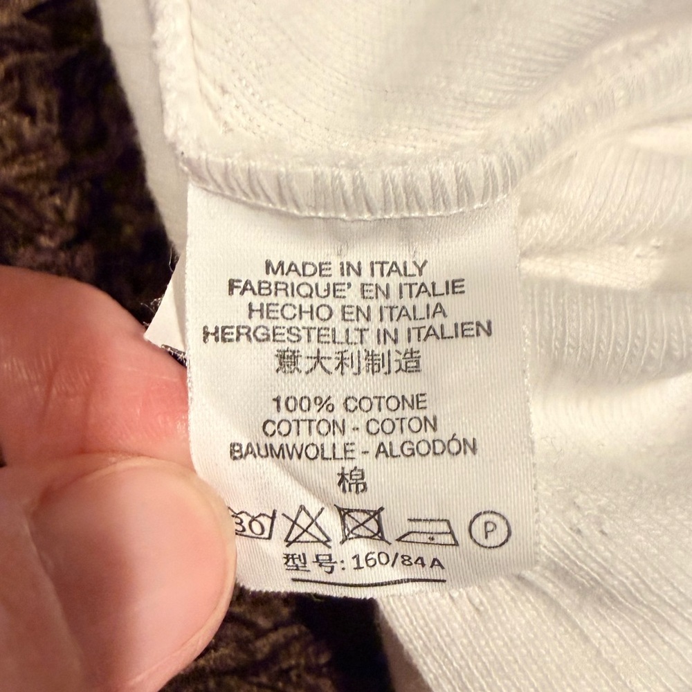Brandy Melville White Ribbed Short Sleeve Top - Picture 4 of 4
